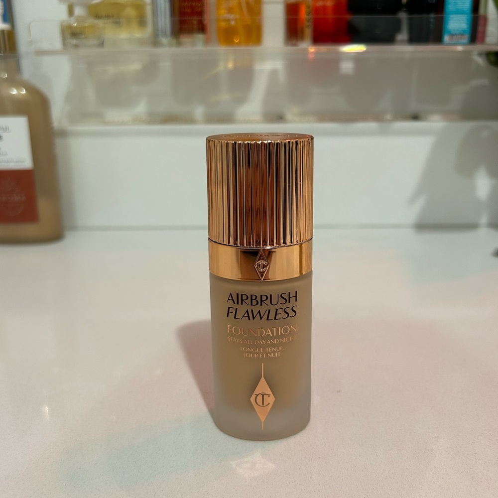 Charlotte tilbury foundation shade 5 cool